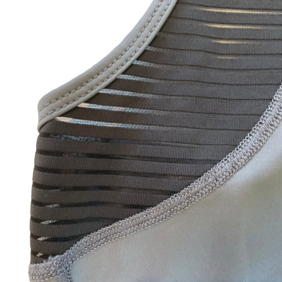 NWT Aether Total Eclipse Wonder Athletic Tank Top Womens 2 Graphite Sheer Panels - Picture 5 of 12